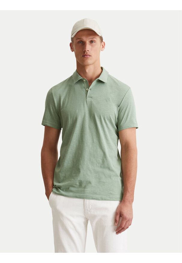 Marc O'Polo Polo 536 2176 53018 Zielony Shaped Fit. Typ kołnierza: polo. Kolor: zielony. Materiał: bawełna