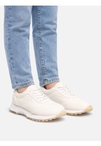 Big-Star - Sneakersy damskie ze skóry ekologicznej białe OO274023 101. Okazja: na co dzień. Nosek buta: okrągły. Kolor: biały. Materiał: skóra ekologiczna #4