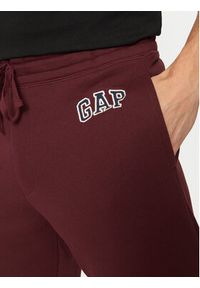 GAP - Gap Spodnie dresowe 542221-01 Czerwony Regular Fit. Kolor: czerwony. Materiał: bawełna #4