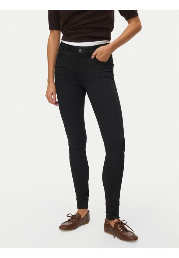 Vero Moda Jeansy Lux 10158160 Czarny Slim Fit. Kolor: czarny