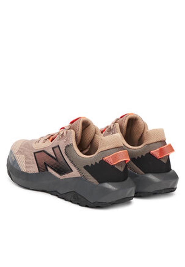 New Balance Buty do biegania Nitrel MTNTRCT6 Brązowy. Kolor: brązowy. Materiał: materiał