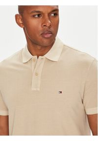 TOMMY HILFIGER - Tommy Hilfiger Polo MW0MW34757 Beżowy Regular Fit. Typ kołnierza: polo. Kolor: beżowy. Materiał: bawełna