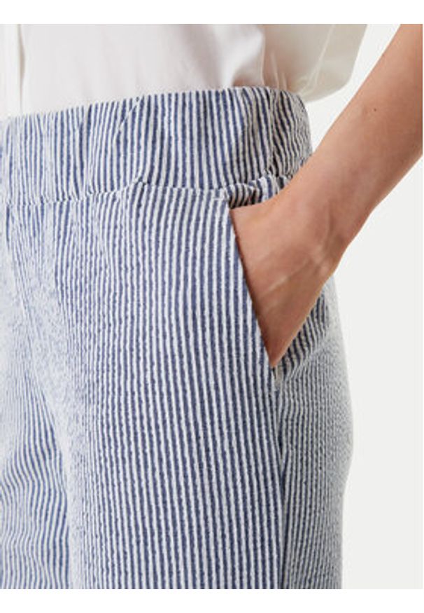 Olsen Spodnie materiałowe 14002199 Niebieski Regular Fit. Kolor: niebieski. Materiał: bawełna, syntetyk