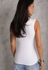 Renee - Biały Bieliźniany Top z Bawełny z Siateczkową Wstawką i Koronką Beranela. Kolor: biały. Materiał: bawełna, koronka. Wzór: koronka #4