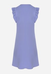 Born2be - Fioletowa Letnia Sukienka Bawełniana z Falbankami Wokół Ramion Sasare. Typ kołnierza: kołnierz z falbankami. Kolor: fioletowy. Materiał: bawełna. Długość rękawa: krótki rękaw. Wzór: aplikacja. Sezon: lato. Typ sukienki: trapezowe #5