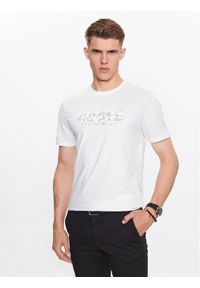 Guess T-Shirt M3YI26 J1314 Biały Slim Fit. Kolor: biały. Materiał: bawełna