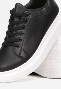 Born2be - Czarno-Białe Sneakersy Hypnotic. Wysokość cholewki: przed kostkę. Nosek buta: okrągły. Kolor: czarny. Materiał: skóra. Szerokość cholewki: normalna #4