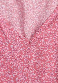 Renee - Różowa Sukienka Phaerica. Typ kołnierza: kokarda. Kolor: różowy. Materiał: wiskoza, materiał, jeans. Wzór: nadruk, kwiaty. Długość: mini #2