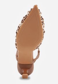 Born2be - Brązowe Ażurowe Czółenka z Plecionki na Niskiej Szpilce Nilgias. Okazja: na co dzień. Zapięcie: pasek. Kolor: brązowy. Materiał: len. Wzór: ażurowy. Styl: casual, elegancki, boho, klasyczny #9