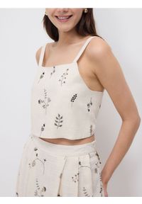 Reserved - Top z wiskozą i lnem - beżowy. Kolor: beżowy. Materiał: len, wiskoza #1