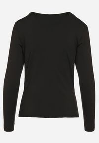 Born2be - Czarna Bluzka z Wiskozą Asymetrycznym Dekoltem Tatielis. Okazja: na co dzień. Kolor: czarny. Materiał: wiskoza. Styl: elegancki, casual #5