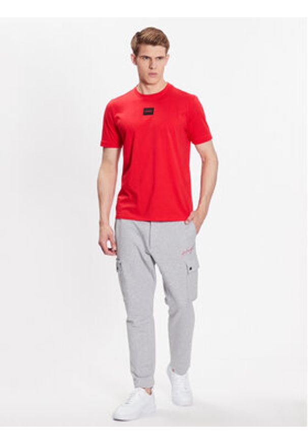 Hugo T-Shirt Diragolino212 50447978 Czerwony Regular Fit. Kolor: czerwony. Materiał: bawełna