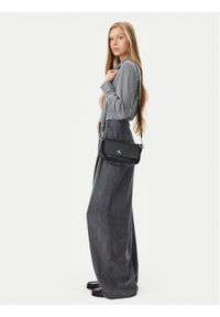 Calvin Klein Jeans Torebka Minimal Monogram Shoulder Pouch LV04K3161G Czarny. Kolor: czarny. Materiał: skórzane #1