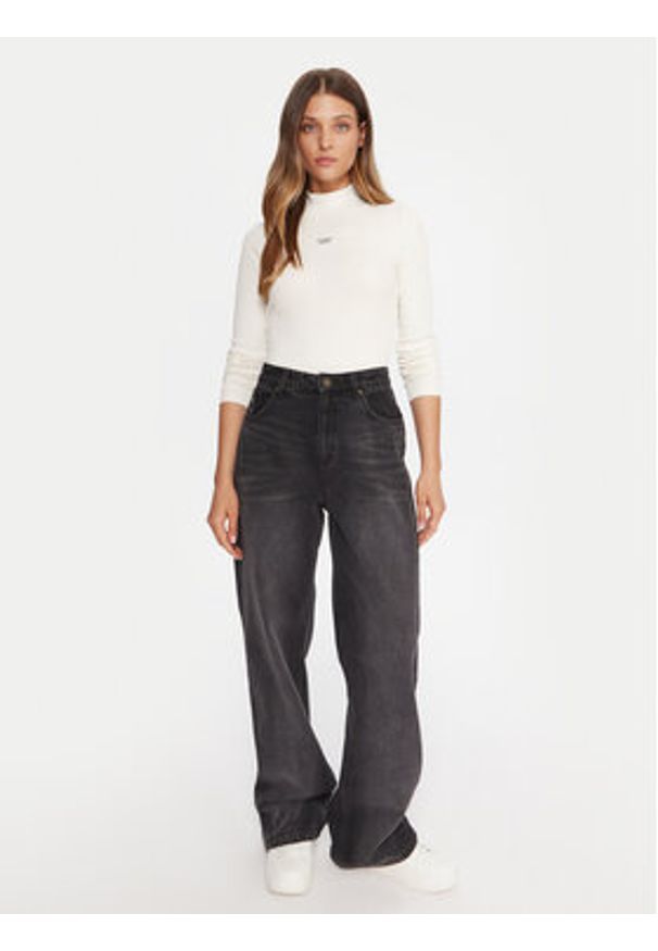 Guess Jeans Golf W5BP23 KA0H1 Beżowy Slim Fit. Typ kołnierza: golf. Kolor: beżowy. Materiał: bawełna