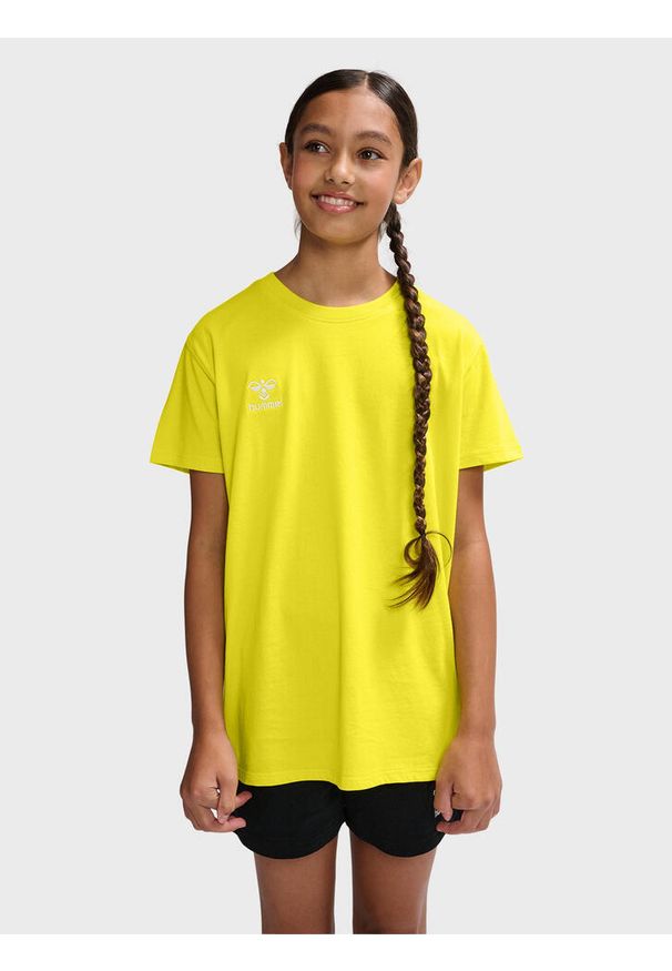 Koszulka dla dzieci Hummel Go 2.0. Kolor: żółty. Materiał: dzianina. Sport: piłka nożna