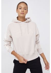 Guess Bluza damska kolor beżowy z kapturem z aplikacją. Typ kołnierza: kaptur. Kolor: beżowy. Materiał: bawełna. Wzór: aplikacja #1