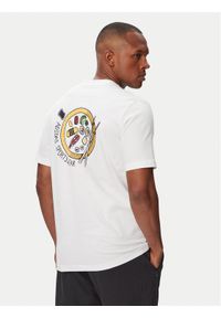 Adidas - adidas T-Shirt Sushi Graphic KT9706 Biały Regular Fit. Kolor: biały. Materiał: bawełna #1