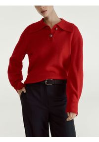 Reserved - Wełniany sweter z kołnierzem - czerwony. Kolor: czerwony. Materiał: wełna #1