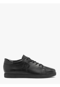 Ryłko - Czarne sneakersy ze skóry licowej. Nosek buta: okrągły. Kolor: czarny. Materiał: skóra. Styl: street, sportowy