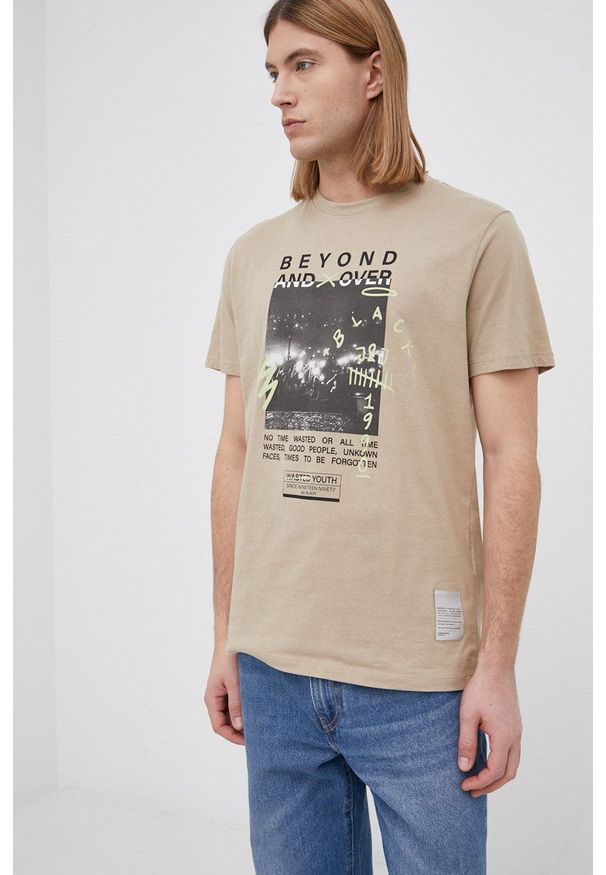 Jack & Jones - T-shirt bawełniany. Kolor: beżowy. Materiał: bawełna. Wzór: nadruk