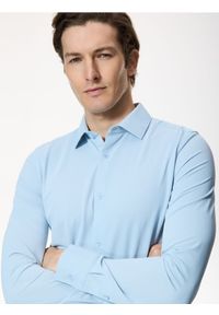 Reserved - Koszula super slim fit - jasnoniebieski. Kolor: niebieski. Materiał: dzianina #1