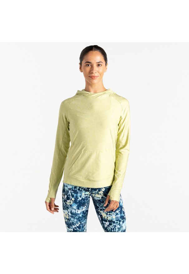 DARE 2B - Damska bluza sportowa z kapturem Sprint City. Typ kołnierza: kaptur. Kolor: zielony. Styl: sportowy. Sport: bieganie