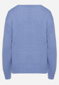 Born2be - Niebieski Sweter z Wełną Ściągaczem i Tłoczeniem Riavonnae. Okazja: na co dzień. Kolor: niebieski. Materiał: wełna. Styl: wizytowy, klasyczny, casual, elegancki #3