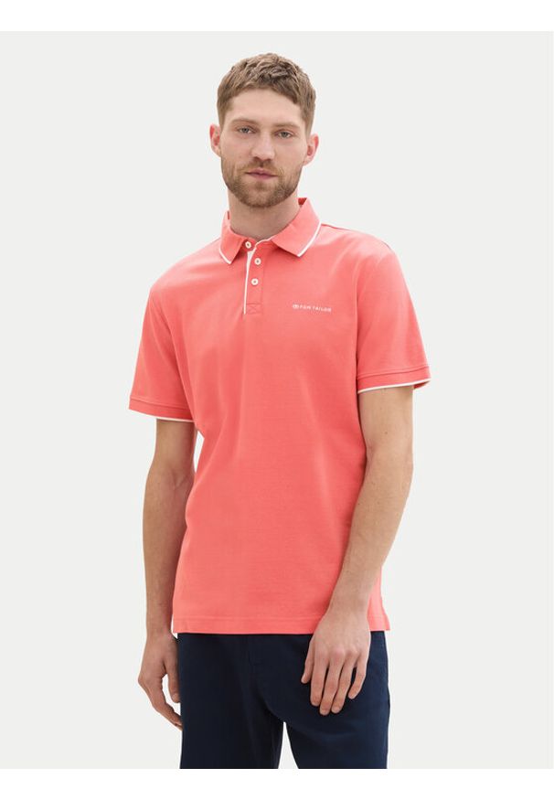 Tom Tailor Polo 1041872 Czerwony Regular Fit. Typ kołnierza: polo. Kolor: czerwony. Materiał: bawełna