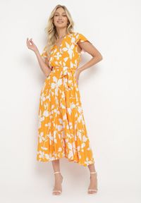 Born2be - Pomarańczowa Kopertowa Plisowana Sukienka z Gumką i Paskiem w Talii Denevia. Okazja: na co dzień. Kolor: pomarańczowy. Długość rękawa: krótki rękaw. Typ sukienki: kopertowe. Styl: casual #6