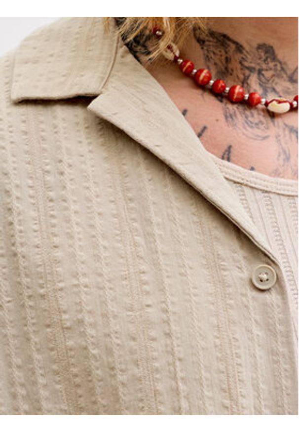 Jack & Jones Komplet koszula i szorty materiałowe Tyson 12297649 Beżowy Relaxed Fit. Kolor: beżowy. Materiał: bawełna