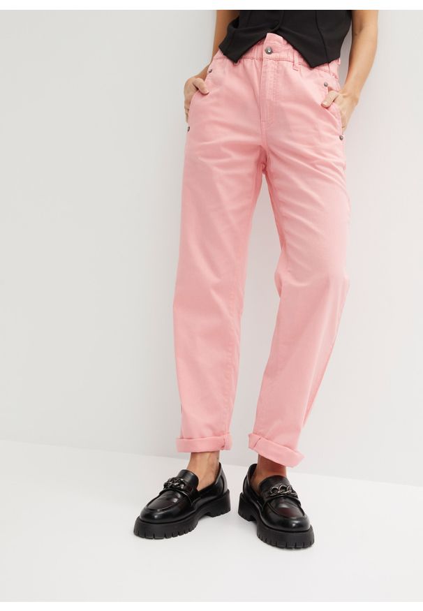 bonprix - Spodnie twillowe ze stretchem z wygodnym paskiem. Kolor: różowy