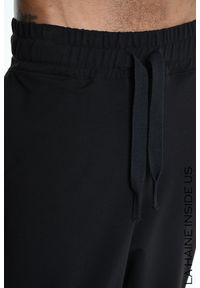 La Haine Inside Us Spodnie | 3M M1165 | Mężczyzna | Czarny. Okazja: na co dzień. Kolor: czarny. Materiał: wiskoza, poliamid, elastan. Styl: casual, elegancki #3