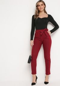 Born2be - Bordowe Długie Spodnie z Gumką w Talii i Materiałowym Paskiem Xanneli. Kolor: czerwony. Materiał: materiał. Długość: długie. Styl: elegancki #5