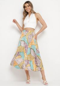 Born2be - Żółto-Niebieska Spódnica Plisowana Midi z Satynowego Materiału Revipa. Okazja: na spacer, na co dzień. Stan: podwyższony. Kolor: żółty. Materiał: materiał, satyna. Styl: casual #3