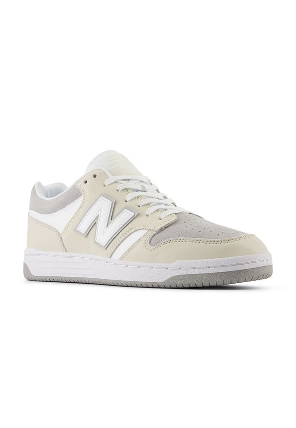 Buty unisex New Balance BB480LGW – beżowe. Okazja: na co dzień. Kolor: beżowy. Materiał: dresówka, materiał, syntetyk. Szerokość cholewki: normalna. Sport: turystyka piesza