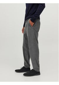 Jack & Jones - Jack&Jones Spodnie materiałowe 12237547 Szary Tapered Fit. Kolor: szary. Materiał: bawełna #13