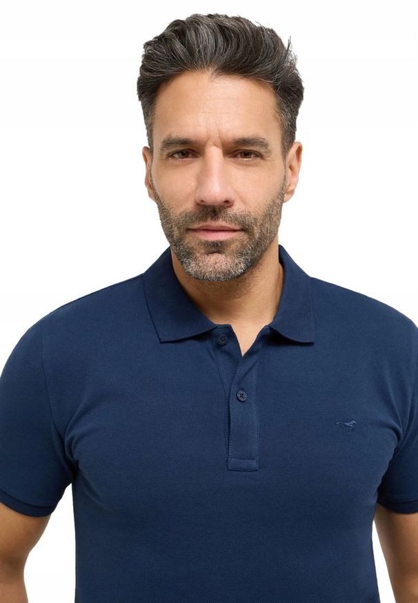 Koszulka Polo Mustang Style Pierre Dress Blues 1016504 5334. Typ kołnierza: polo
