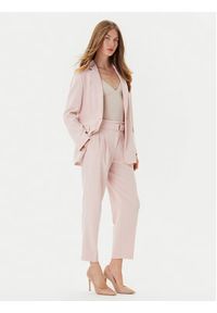 BOSS Spodnie materiałowe Tapiah 50490037 Różowy Regular Fit. Kolor: różowy. Materiał: syntetyk #4