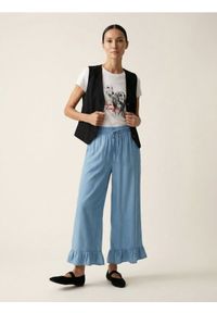 Sinsay - Spodnie z falbankami i kieszeniami z lyocellu - niebieski. Kolor: niebieski #1