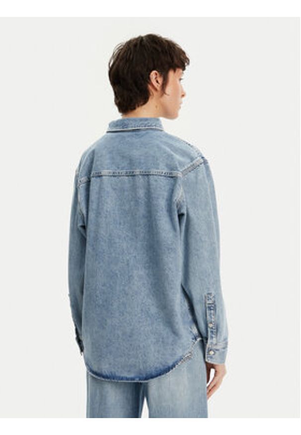 Calvin Klein Jeans Koszula jeansowa J20J225516 Niebieski Relaxed Fit. Kolor: niebieski. Materiał: bawełna
