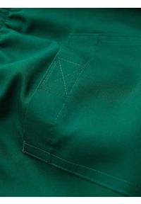 Ombre Clothing - Męskie spodenki kąpielówki z dwukolorowym ściągaczem – ciemnozielone V3. Okazja: na plażę. Kolor: zielony. Materiał: poliester, materiał. Wzór: haft, jednolity. Sezon: lato #9