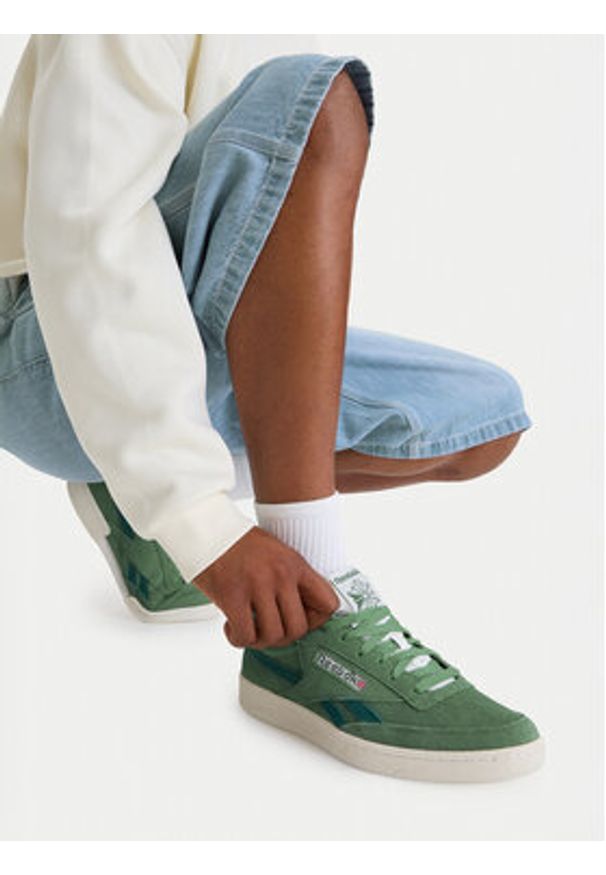 Reebok Sneakersy EO-CLUB C REVENGE 100244893 Zielony. Kolor: zielony. Materiał: skóra, zamsz. Model: Reebok Club
