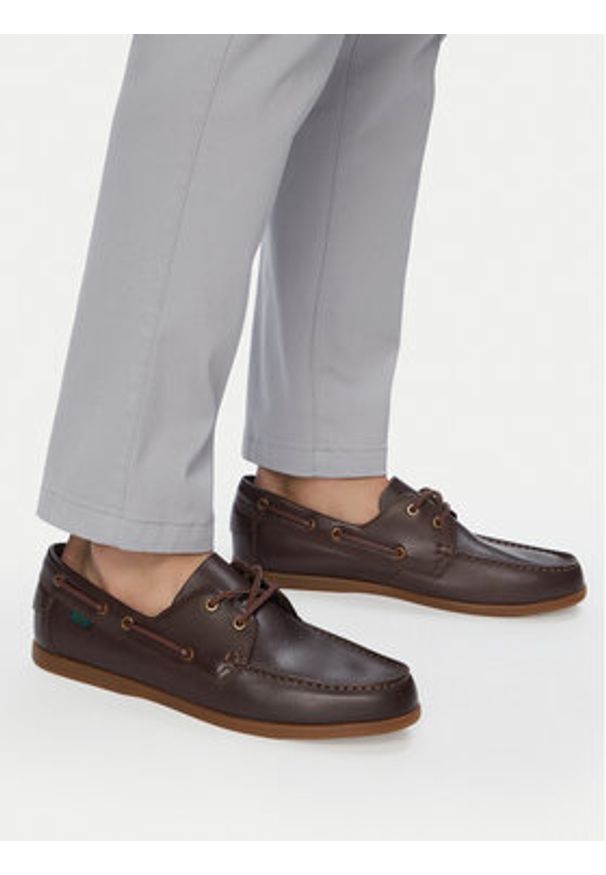Clarks Półbuty Charmouth Lace 26186433 Brązowy. Kolor: brązowy. Materiał: skóra