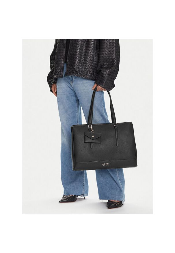 Torebka Nine West. Kolor: czarny