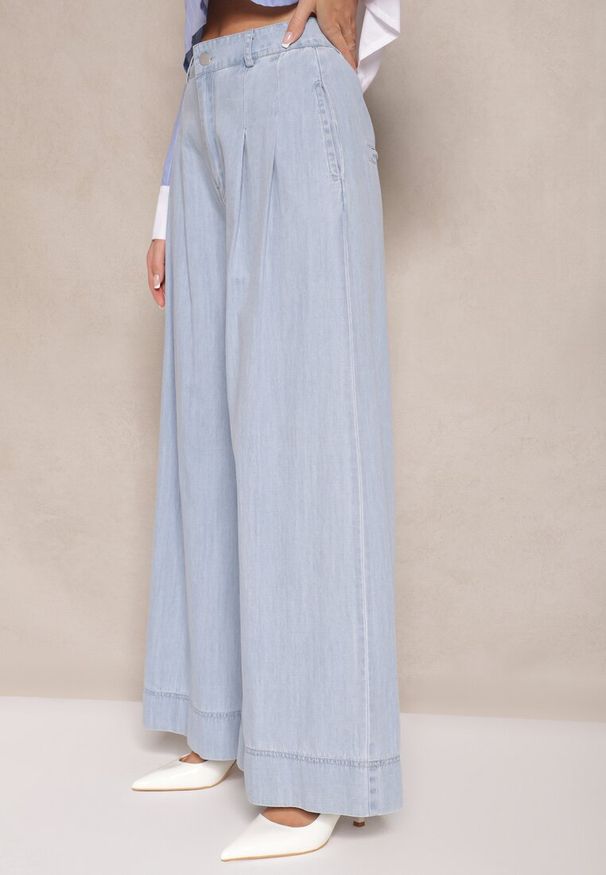 Renee - Jasnoniebieskie Szerokie Jeansy z Bawełny High Waist Cohna. Okazja: na co dzień. Stan: podwyższony. Kolor: niebieski. Sezon: wiosna, lato. Styl: casual, sportowy