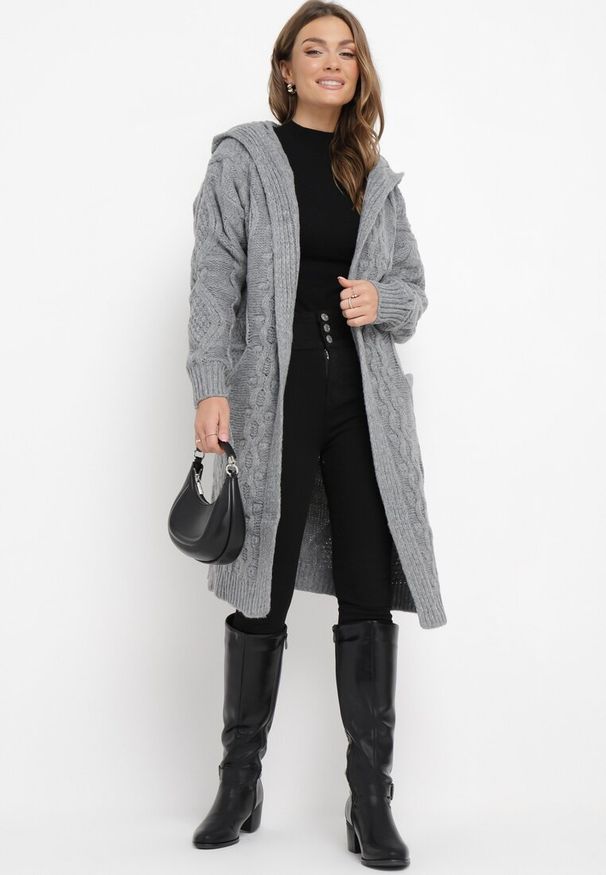 Born2be - Ciemnoszary Niezapinany Długi Kardigan z Kapturem Wanharice. Typ kołnierza: kaptur. Kolor: szary. Długość: długie