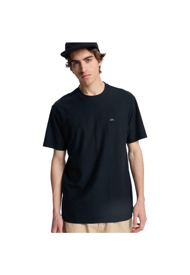 Quiksilver - Koszulka z krótkim rękawem dla Mężczyzn SLUB ROUNDNECK Czarny. Kolor: czarny. Materiał: bawełna, tkanina. Długość rękawa: krótki rękaw. Długość: krótkie. Wzór: haft