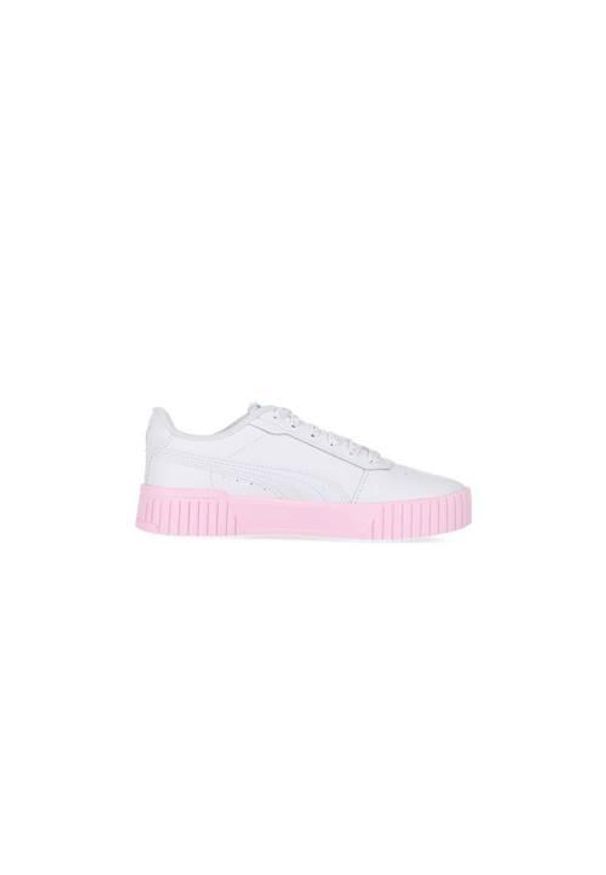 Buty do chodzenia damskie Puma Carina 2.0. Zapięcie: sznurówki. Kolor: biały. Materiał: guma, syntetyk, tkanina, materiał. Szerokość cholewki: normalna. Sport: turystyka piesza