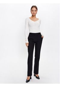 Victoria Victoria Beckham Spodnie materiałowe 1322WTR003728B Czarny Regular Fit. Kolor: czarny. Materiał: wiskoza #5