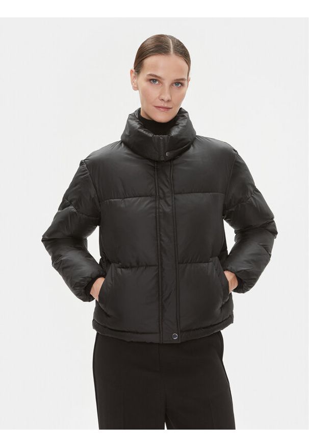 Hugo - HUGO Kurtka zimowa Fary-1 50501367 Czarny Regular Fit. Kolor: czarny. Materiał: syntetyk. Sezon: zima